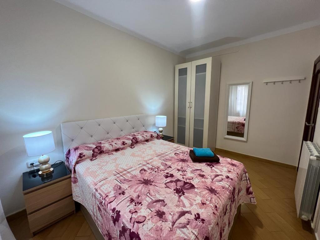 Rooms Nueva Valencia Barcelona Eksteriør billede