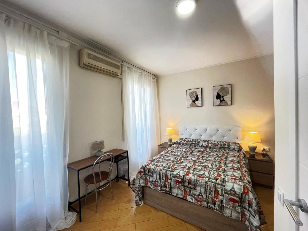 Rooms Nueva Valencia Barcelona Eksteriør billede