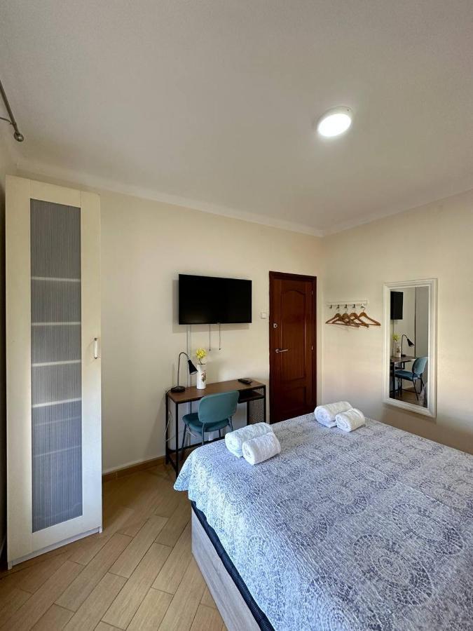 Rooms Nueva Valencia Barcelona Eksteriør billede
