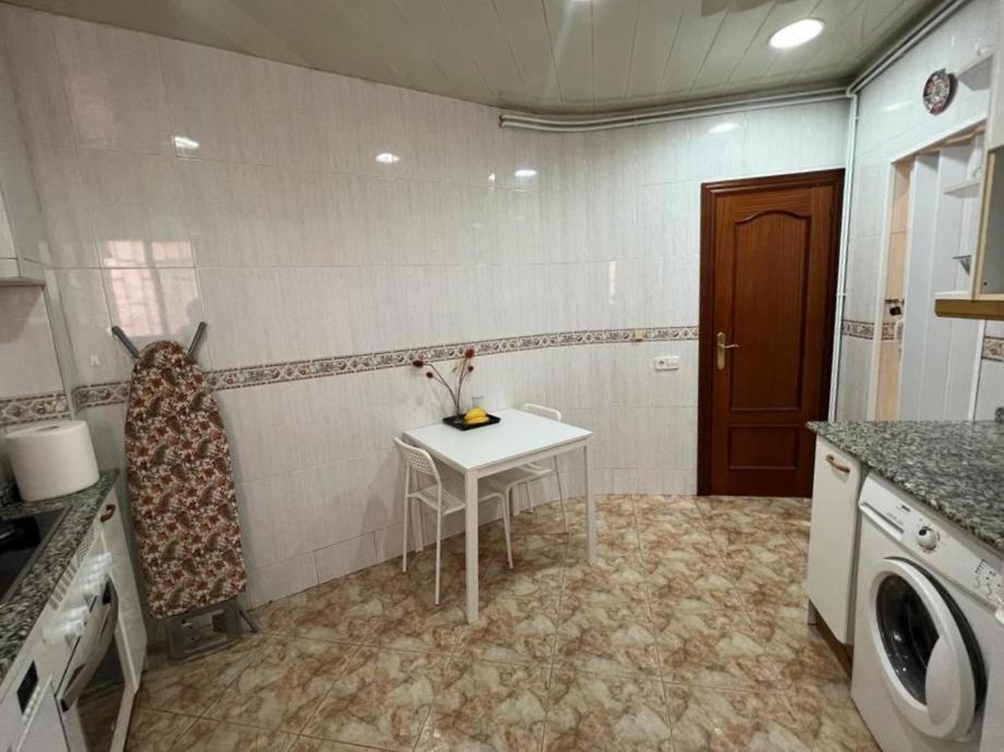 Rooms Nueva Valencia Barcelona Eksteriør billede