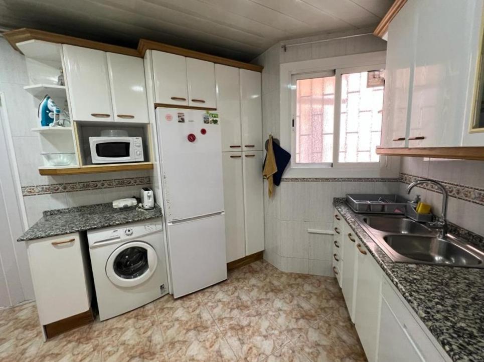 Rooms Nueva Valencia Barcelona Eksteriør billede
