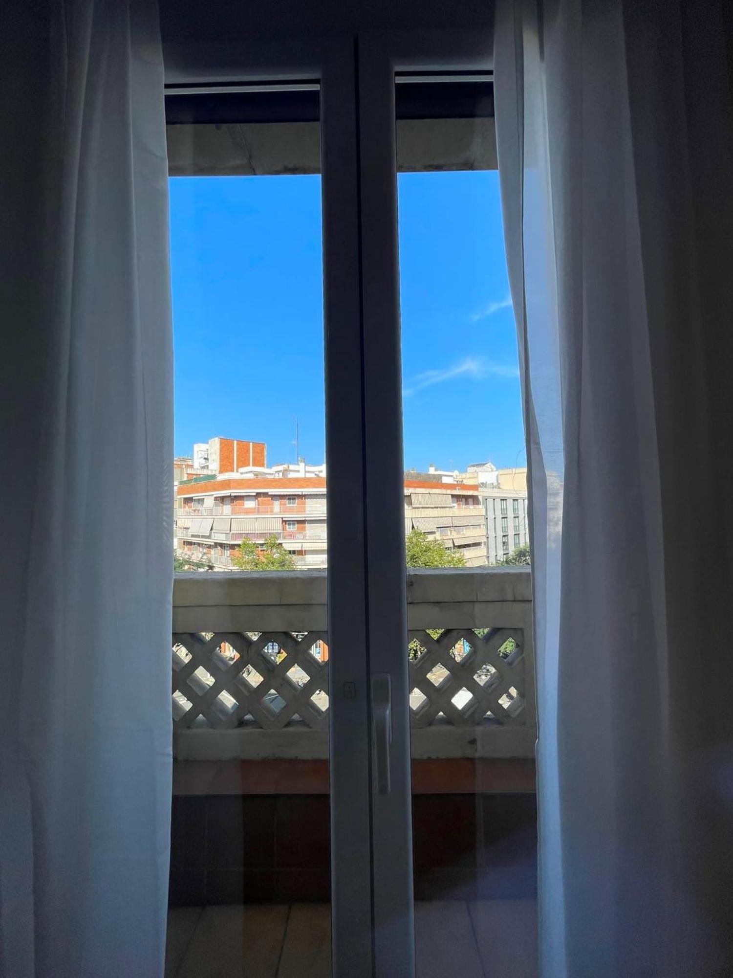 Rooms Nueva Valencia Barcelona Eksteriør billede