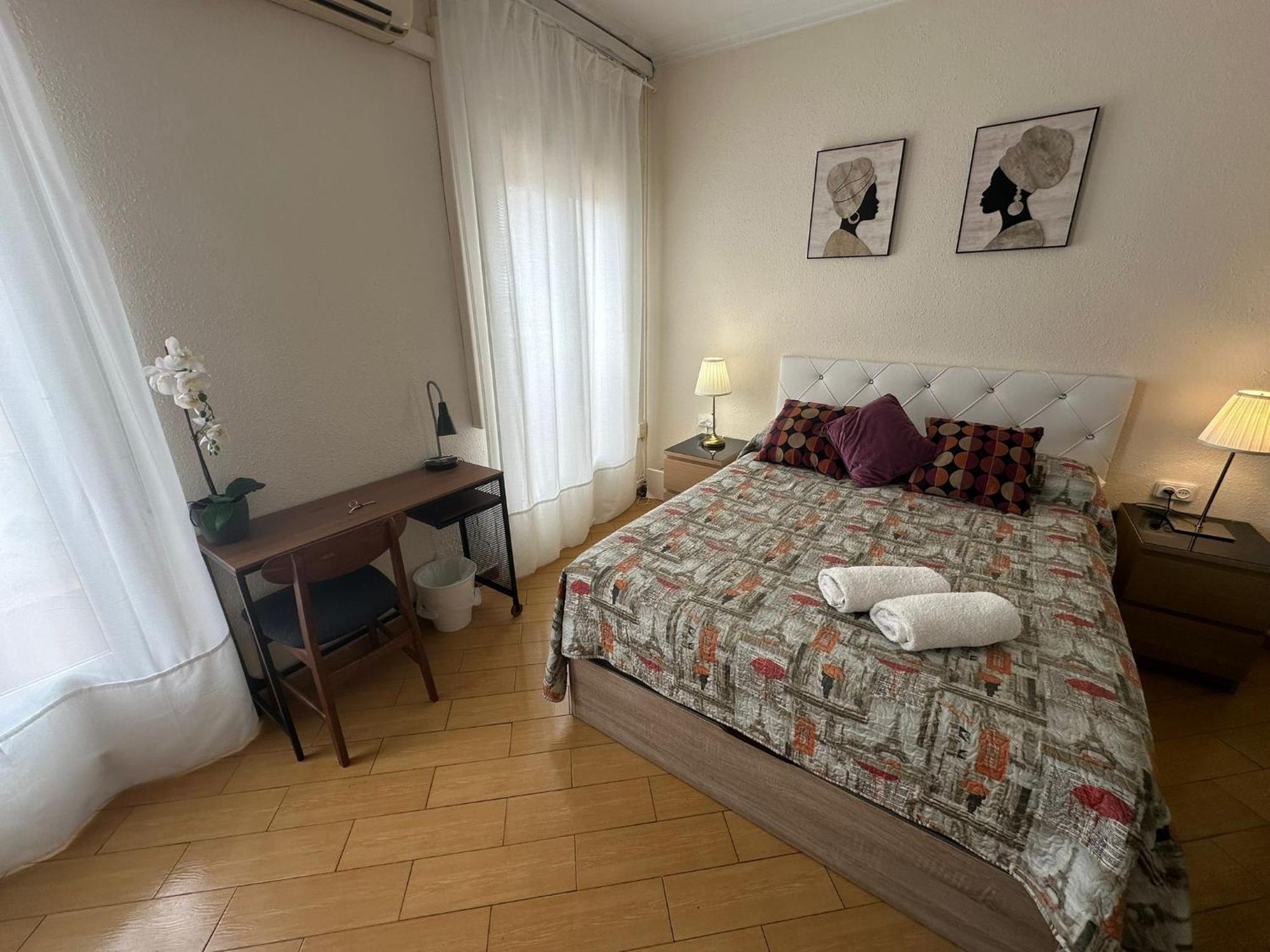 Rooms Nueva Valencia Barcelona Eksteriør billede
