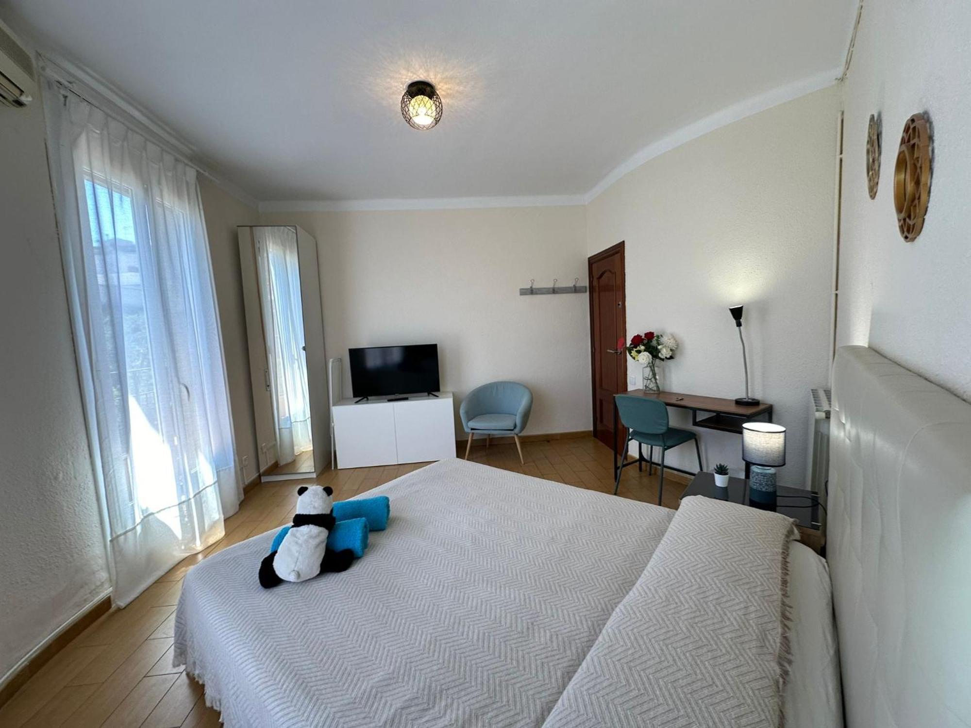 Rooms Nueva Valencia Barcelona Eksteriør billede