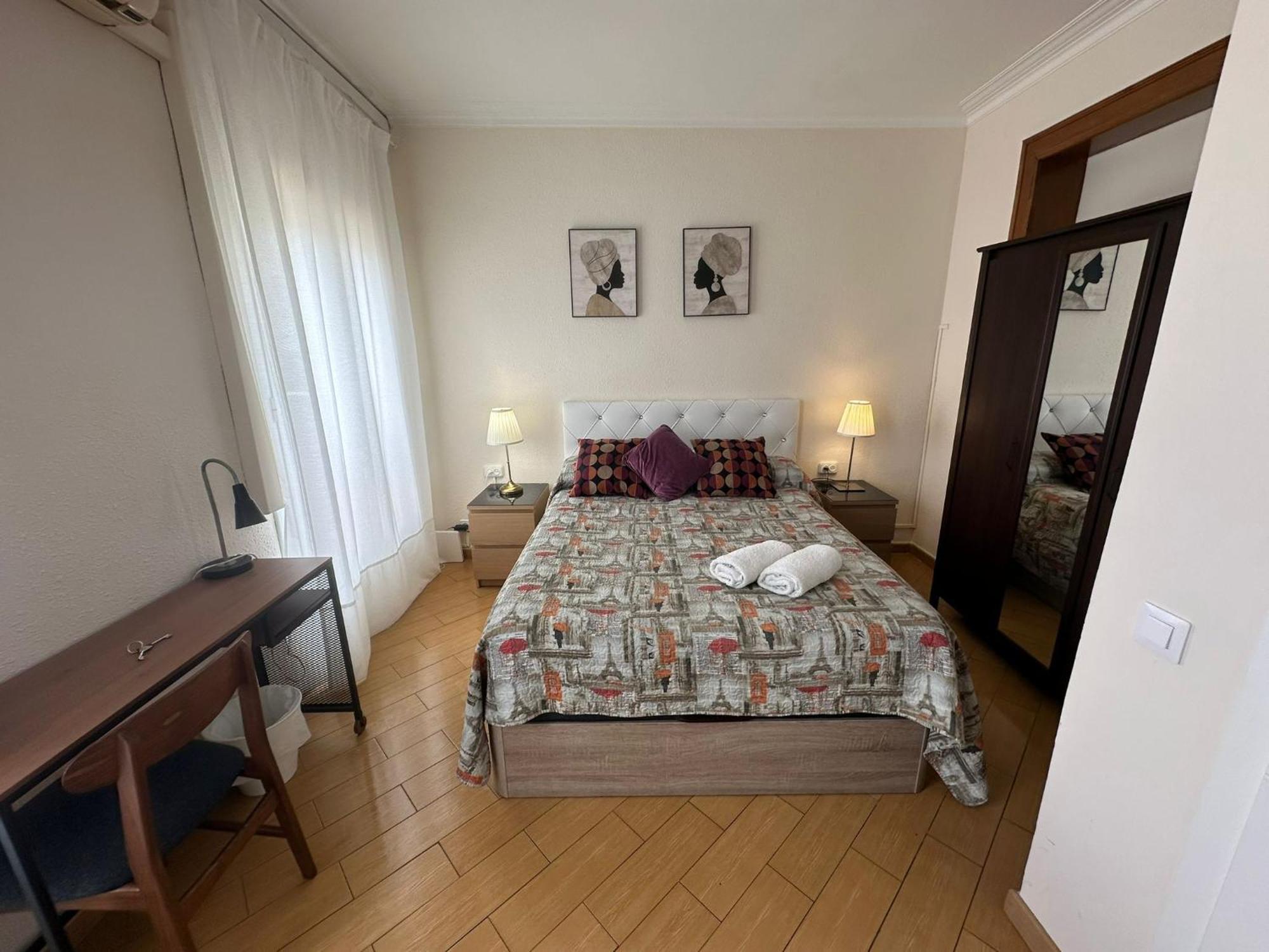 Rooms Nueva Valencia Barcelona Eksteriør billede